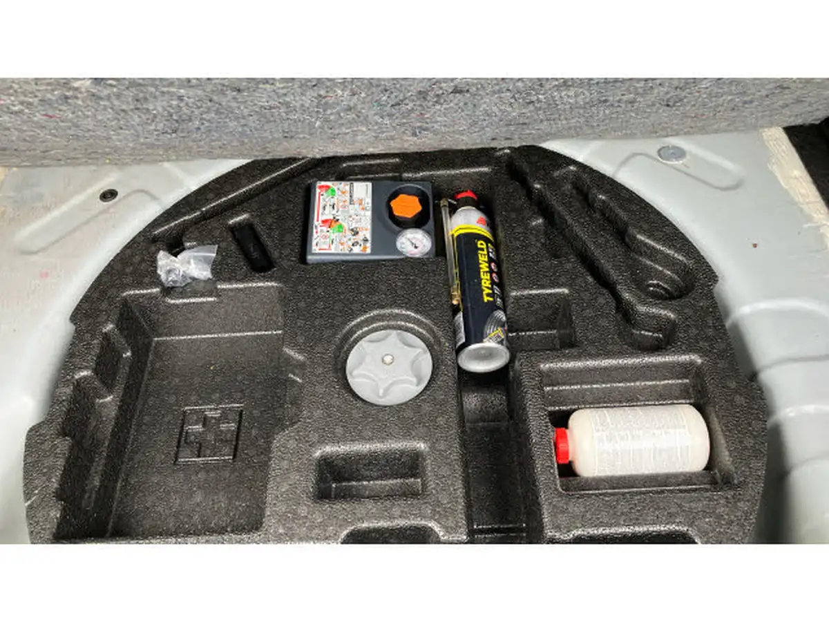 2019-nissan-qashqai-13-dig-t-n-motion-140ps-big-36