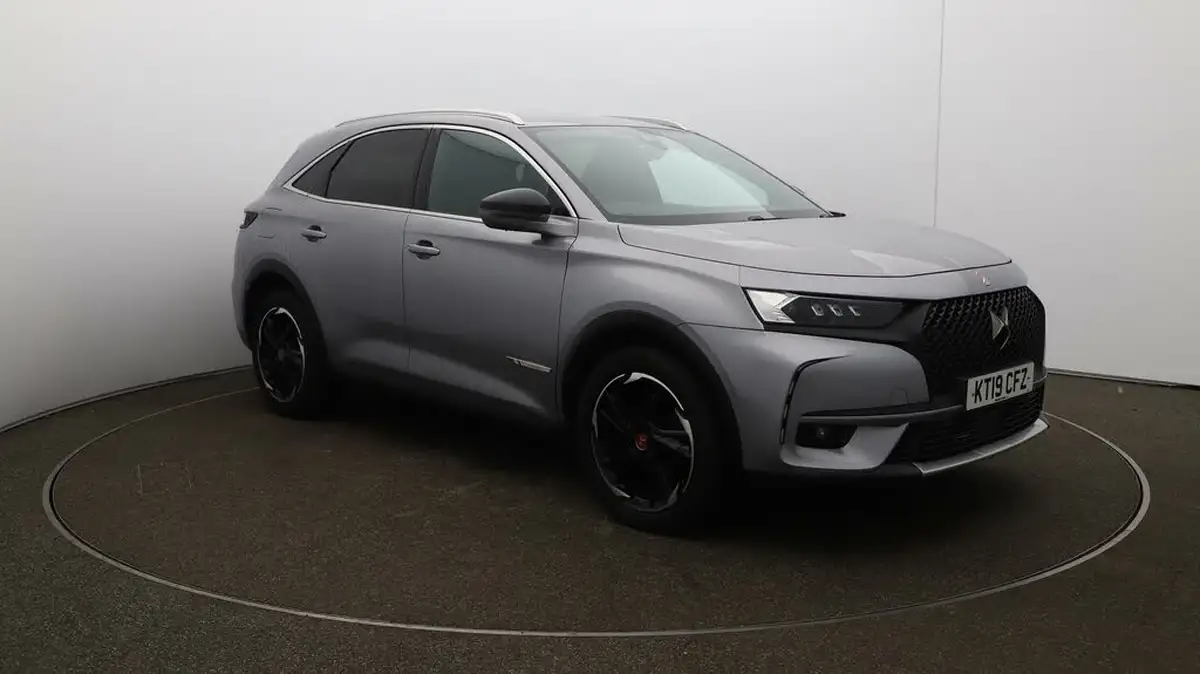 2019-ds-ds-7-crossback-20bluehdi-performance-line-big-41