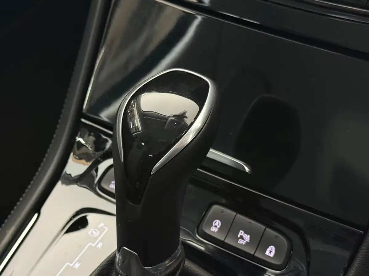 2020-vauxhall-grandland-x-12-se-premium-auto-big-38
