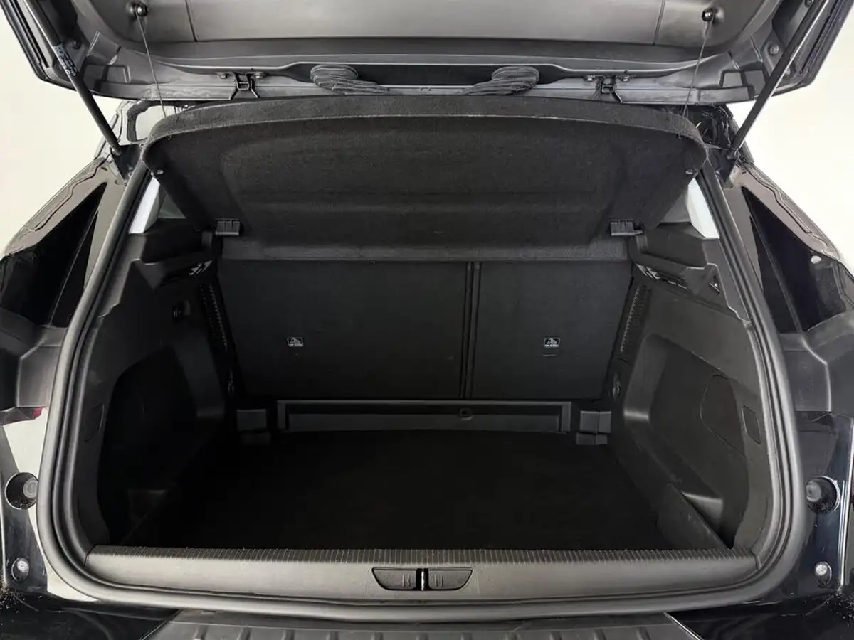 2020-vauxhall-grandland-x-12-se-premium-auto-big-10