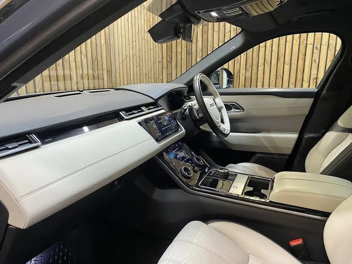 2018-land-rover-range-rover-velar-20-d240-r-dynamic-hse-big-63