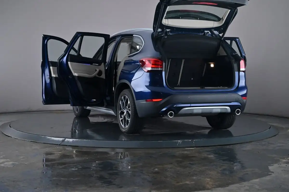 2019-bmw-x1-20-sdrive-20i-xline-sdrive-20i-big-55