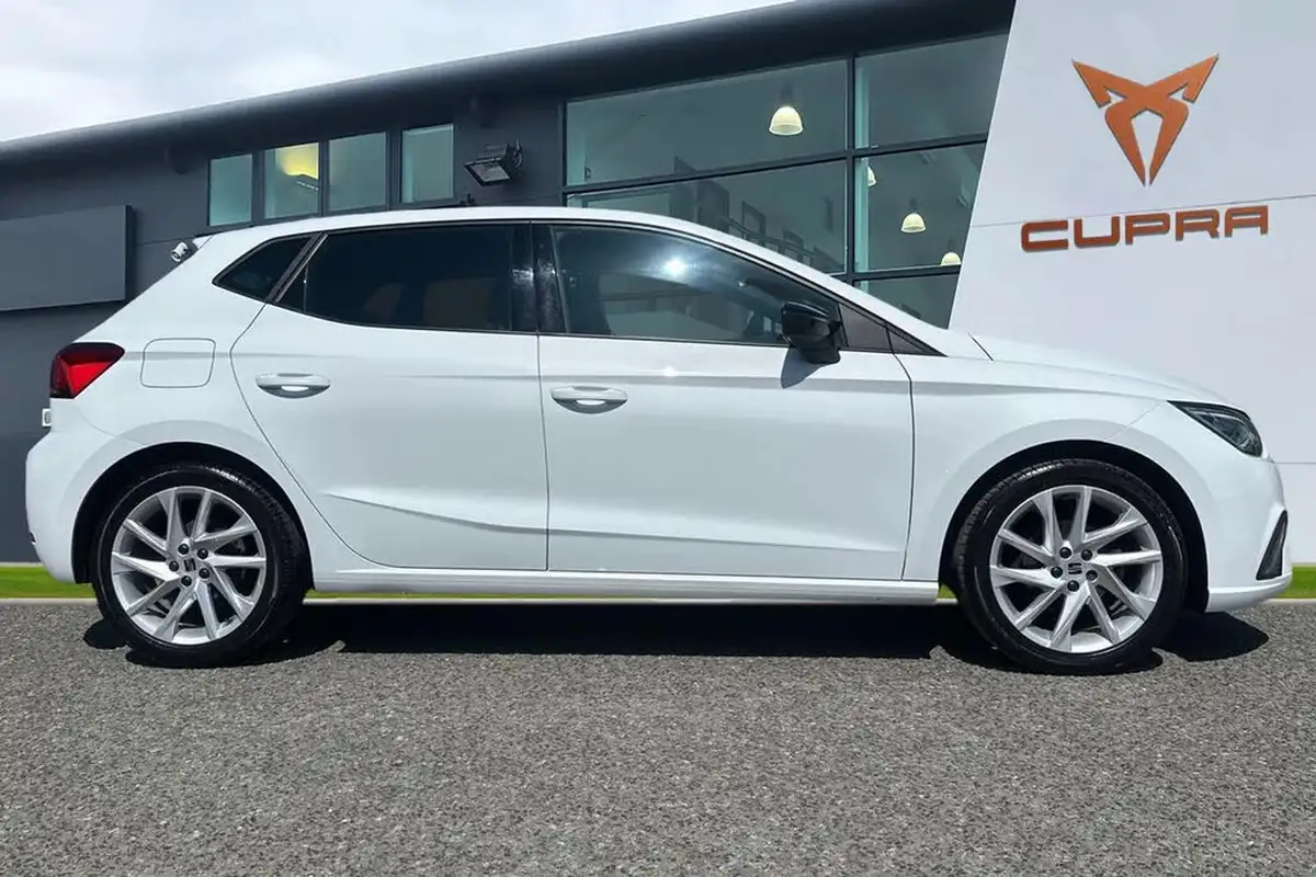 2022-seat-ibiza-10-tsi-fr-95ps-big-2