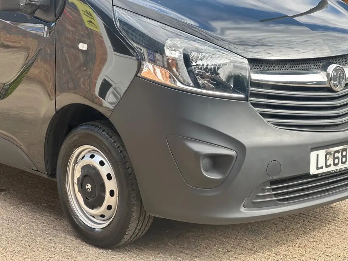 2018-vauxhall-vivaro-16cdti-2700-l1h1-95pseu6-big-10