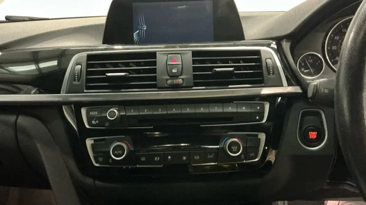 2016-bmw-3-series-20-330e-sport-268bhp-big-16