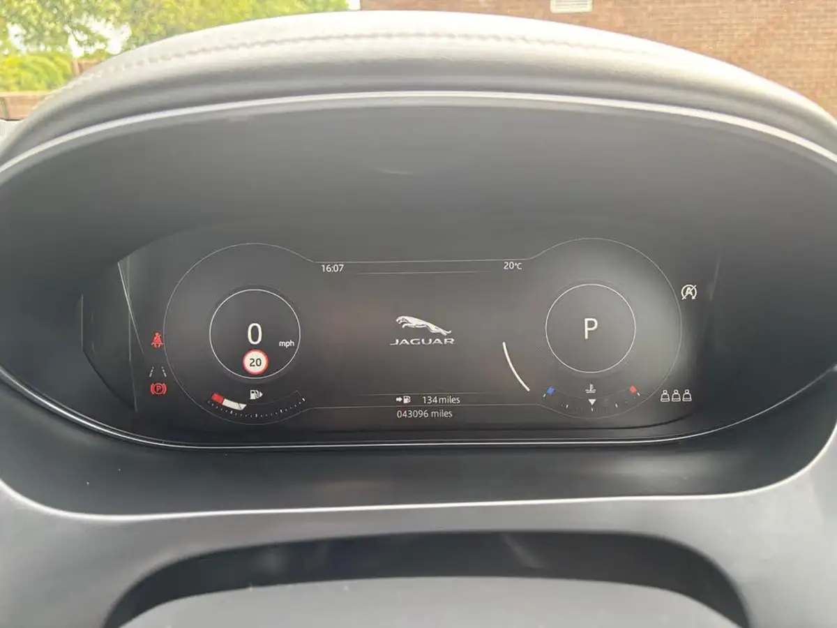 2019-jaguar-e-pace-20-i4d-r-dynamic-hse-180ps-big-13