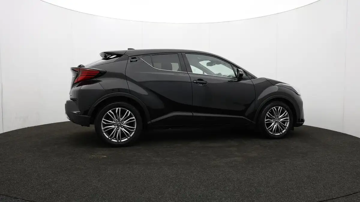 2022-toyota-c-hr-20-vvt-i-excel-big-21