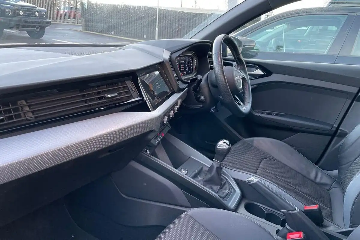 2023-audi-a1-10-30-tfsi-s-line-big-25
