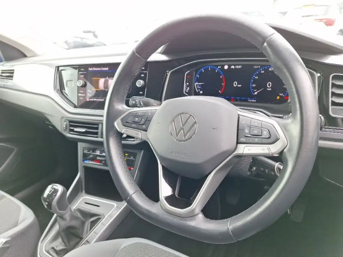 2022-volkswagen-polo-10-tsi-style-big-12
