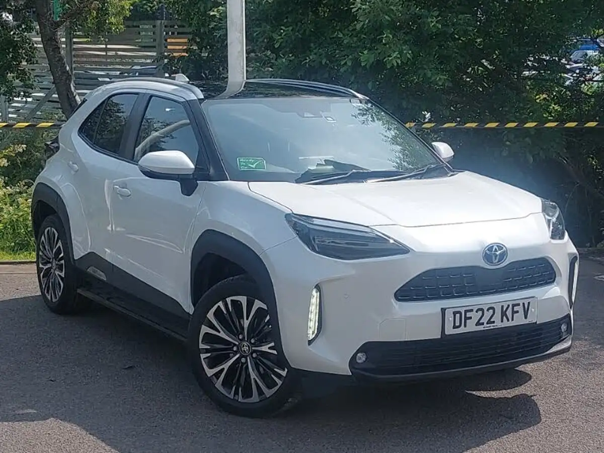 2022-toyota-yaris-cross-15-vvt-i-excel-awd-i-big-0
