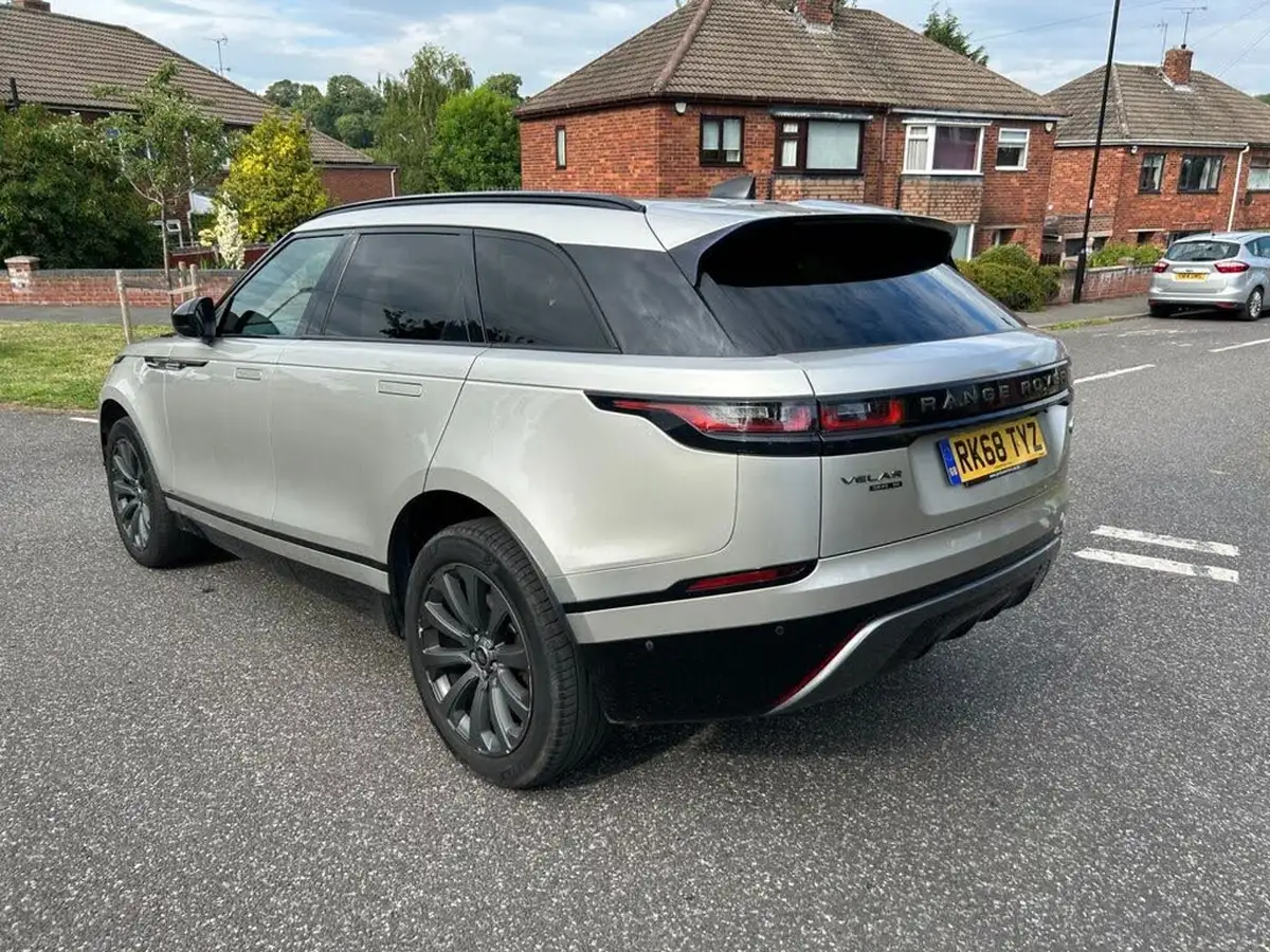 2018-land-rover-range-rover-velar-20-d240-r-dynamic-se-ss-big-6