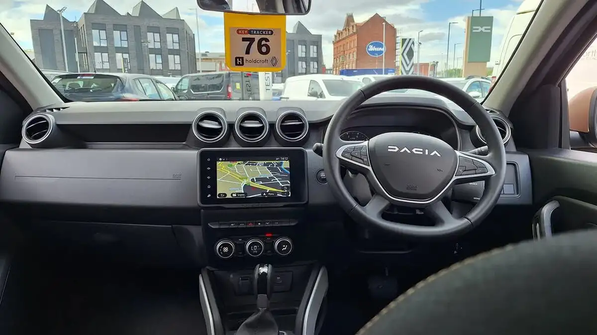 2025-dacia-duster-13-tce-extreme-150bhp-1332cc-edc-big-22