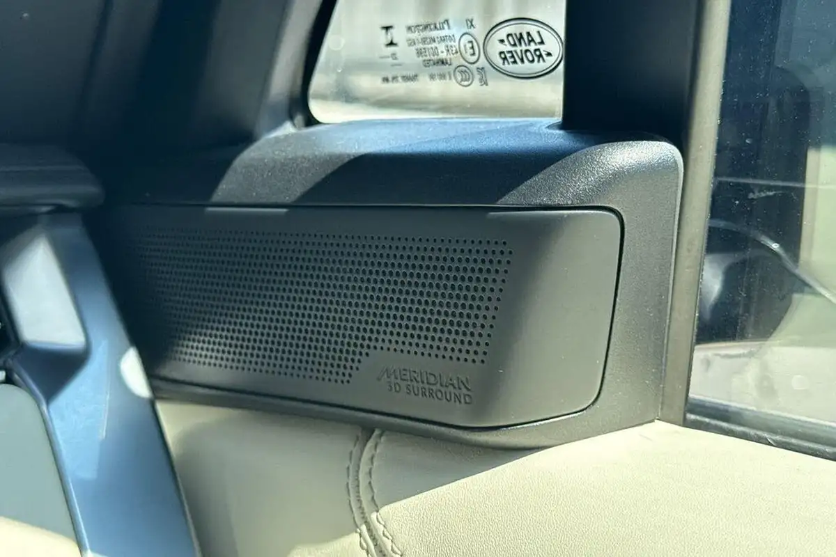 2024-land-rover-range-rover-30-d350-se-big-22