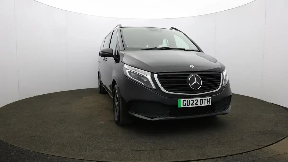 2022-mercedes-benz-eqv-e-eqv-300-sport-big-46