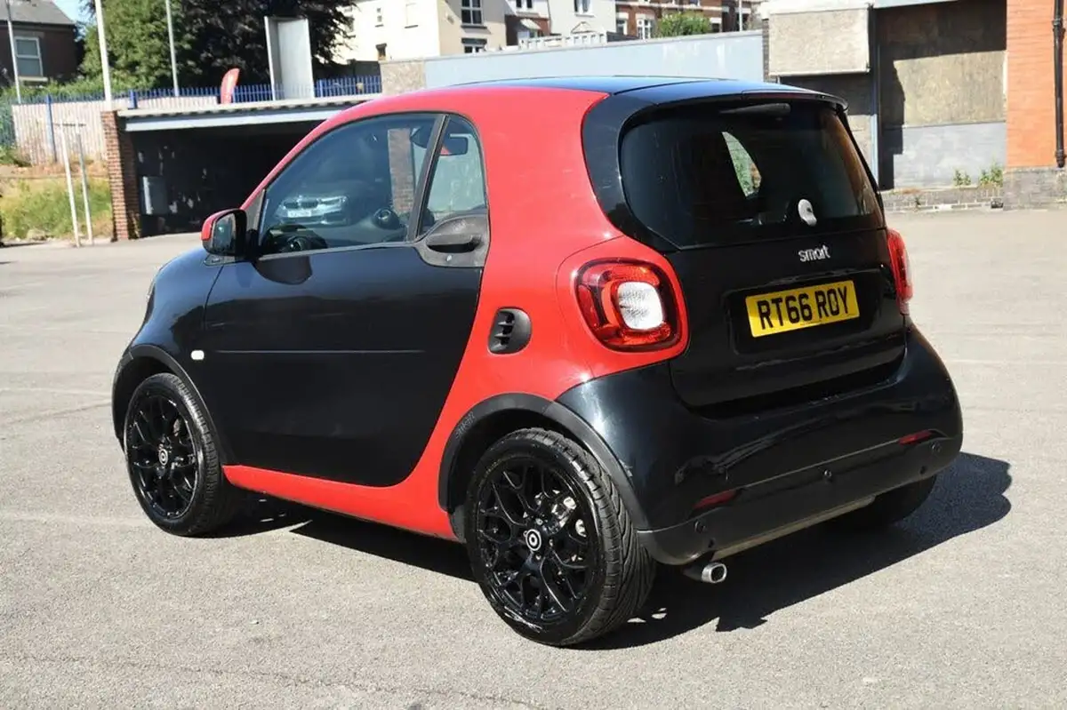 2017-smart-fortwo-10-prime-sport-71bhp-premiumss-coupe-twinamic-big-5
