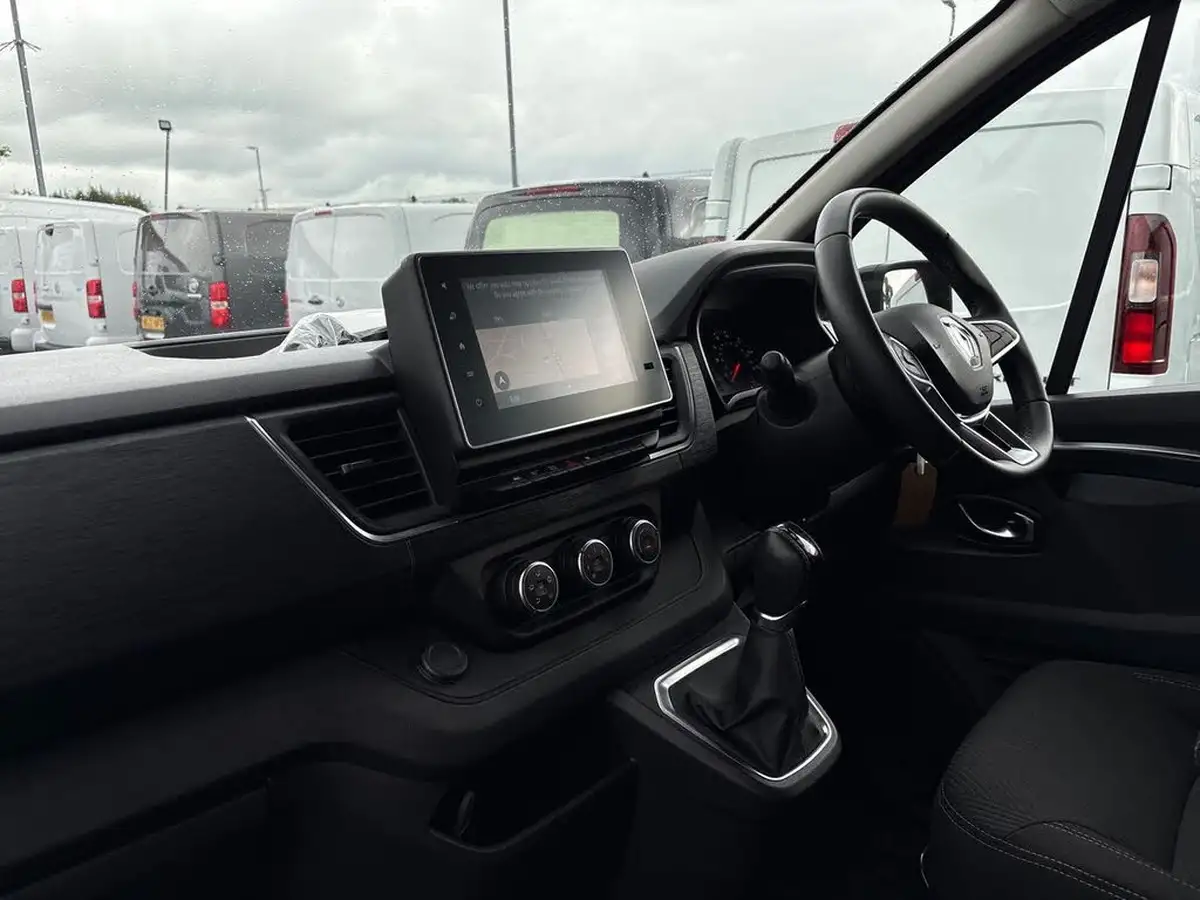 2023-renault-trafic-20dci-sl28-170-sport-edc-auto-big-7