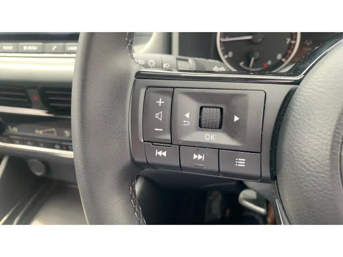 2023-nissan-qashqai-13-dig-t-acenta-premium-140ps-big-20