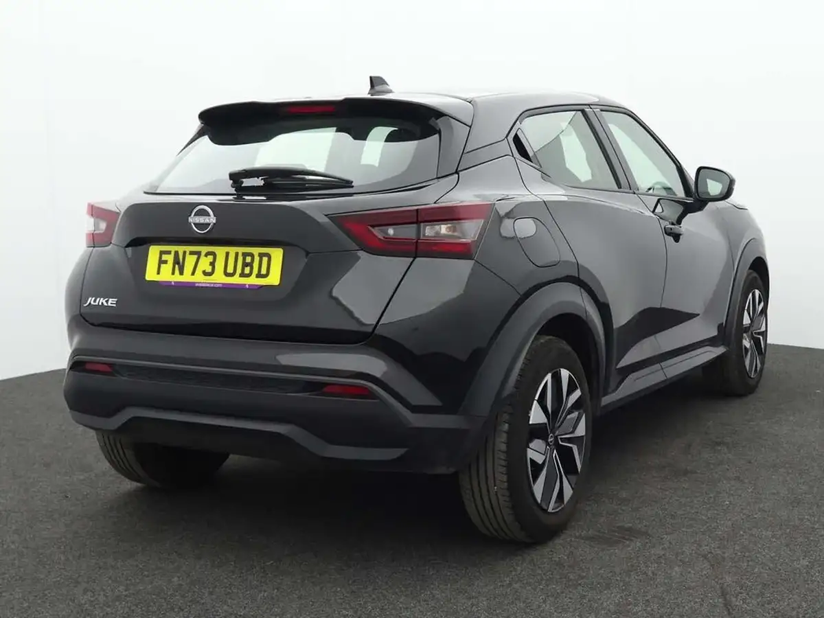2023-nissan-juke-10-dig-t-acenta-big-5