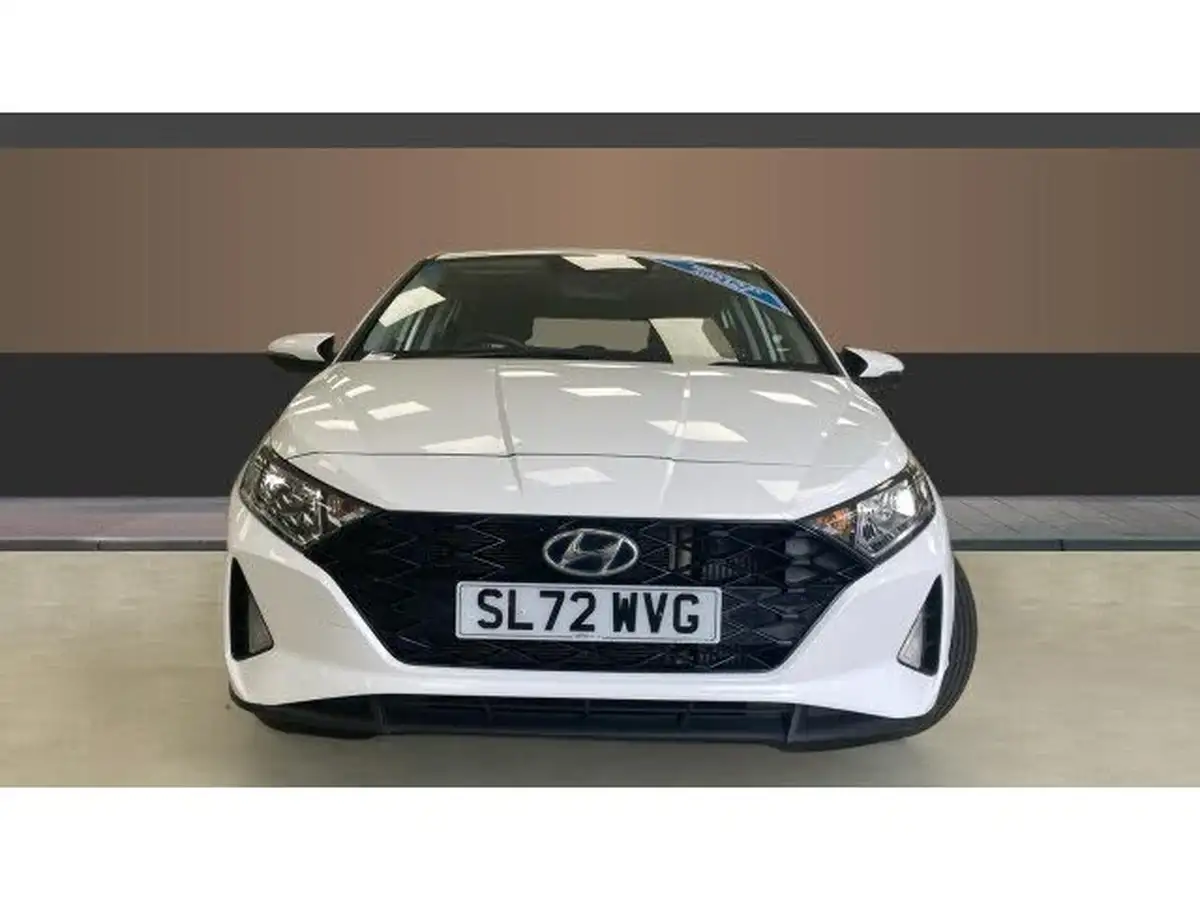 2022-hyundai-i20-10-t-gdi-se-connect-eclutch-imt-big-2