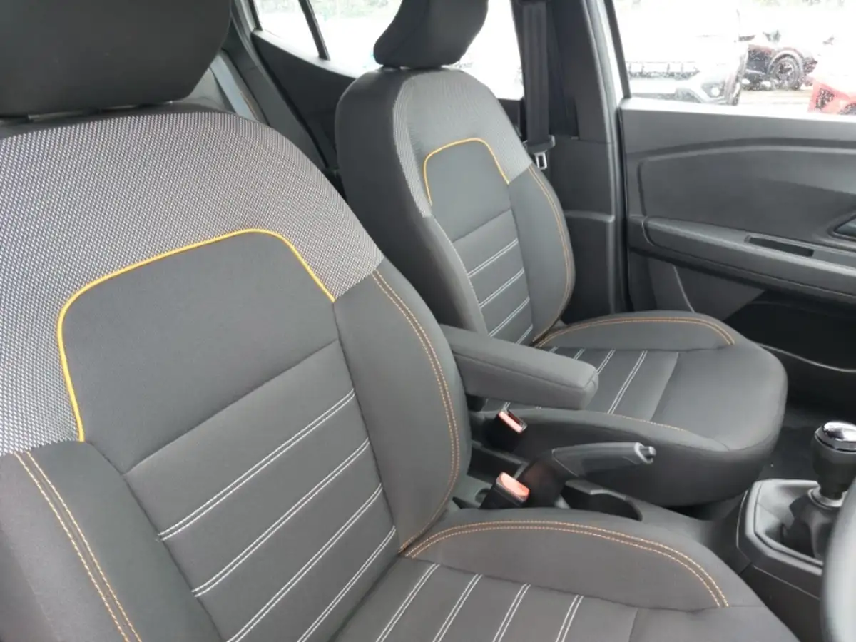 2022-dacia-duster-13-tce-prestige-130bhp-big-12