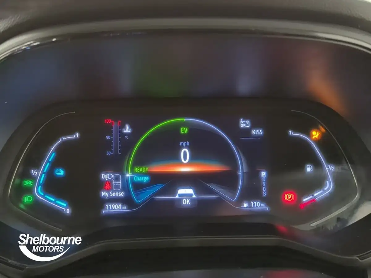 2022-renault-clio-16-techno-big-5