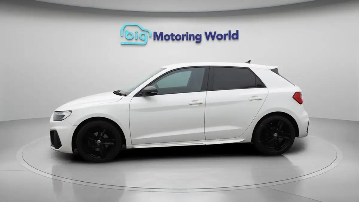 2019-audi-a1-10-30-tfsi-s-line-ss-tronic-big-4