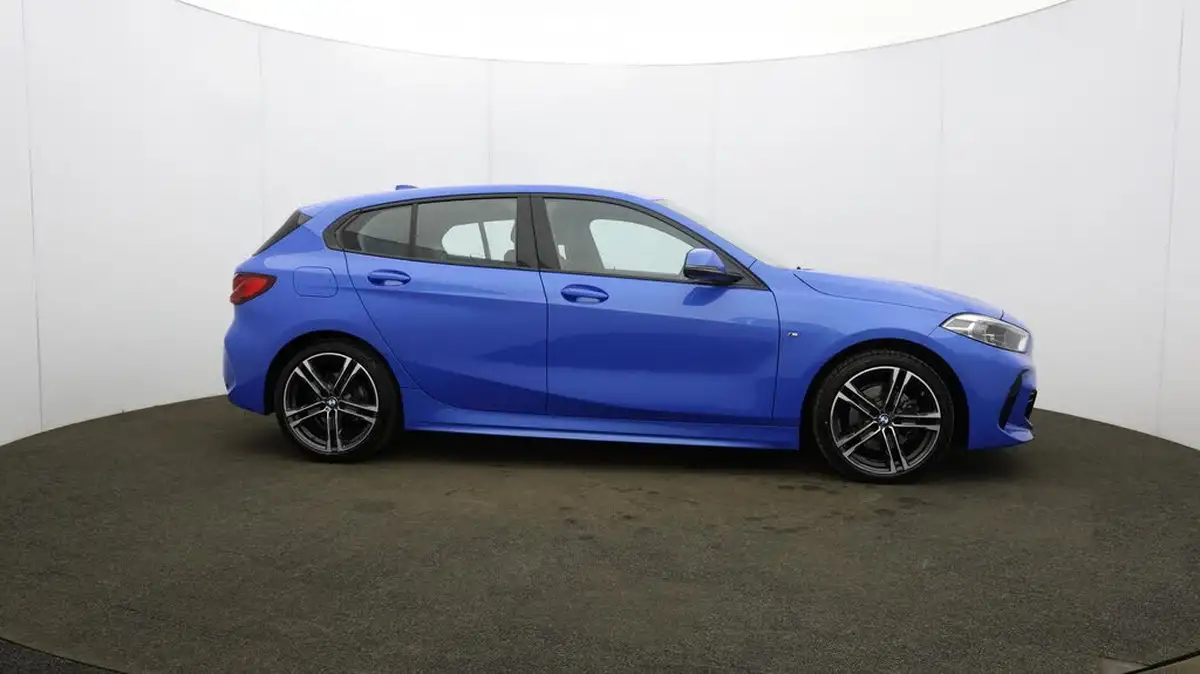 2022-bmw-1-series-15-118i-m-sport-lcp-dct-big-52