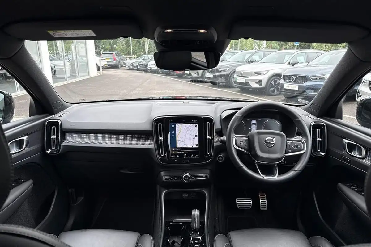 2021-volvo-xc40-20-b4-r-design-pro-194bhp-awd-auto-big-2
