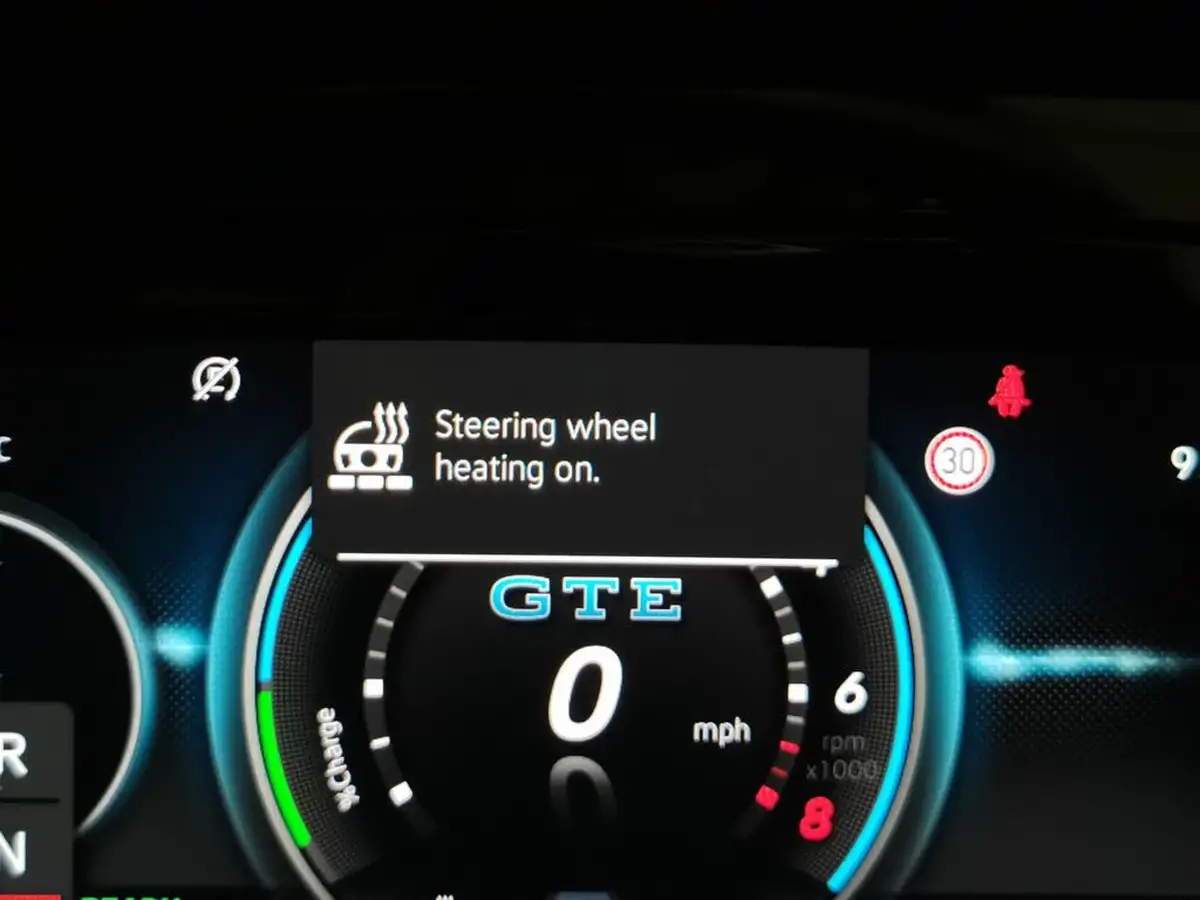 2021-volkswagen-golf-14-tsi-gte-big-19