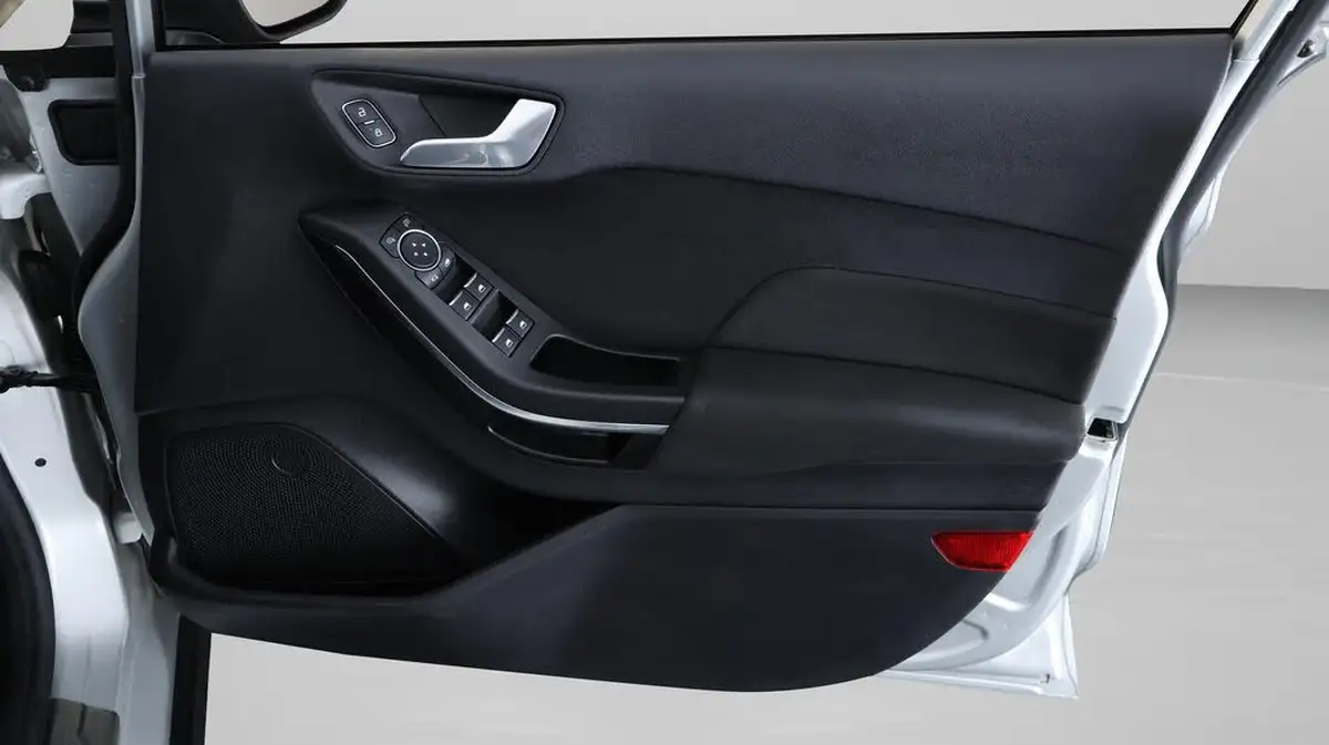 2020-ford-fiesta-big-15