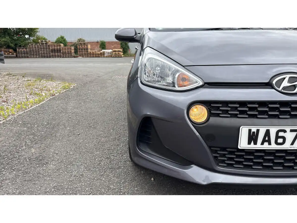2017-hyundai-i10-10-se-big-22