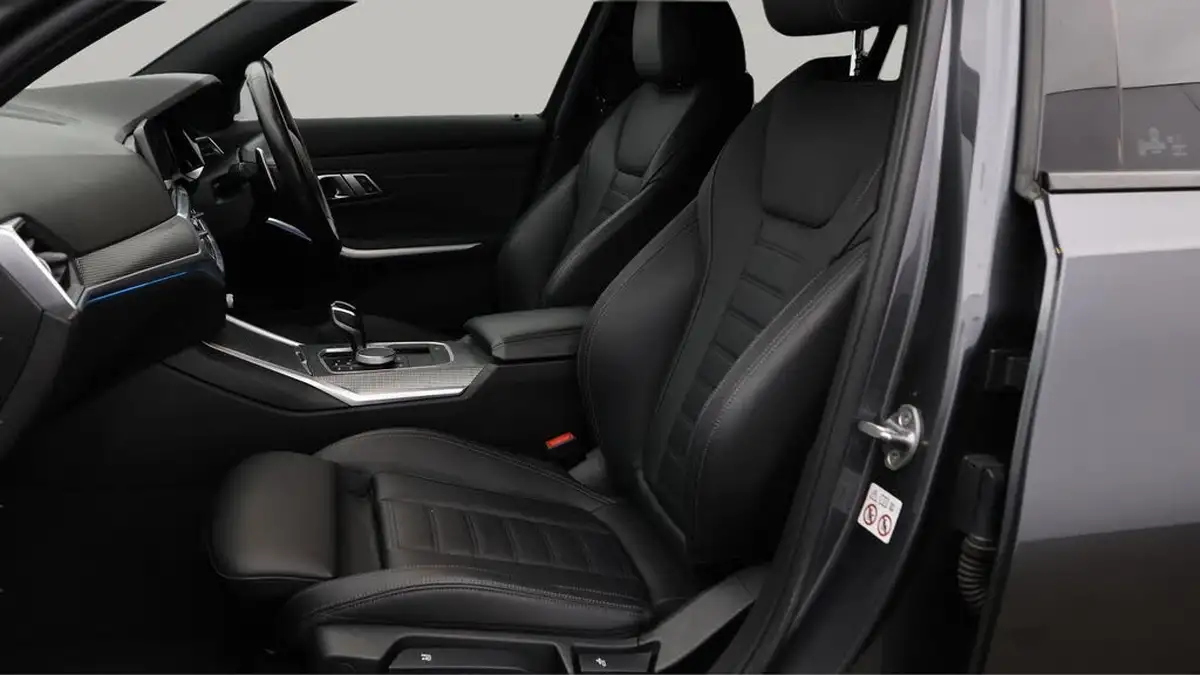 2020-bmw-3-series-20-330e-m-sport-saloon-4d-big-14