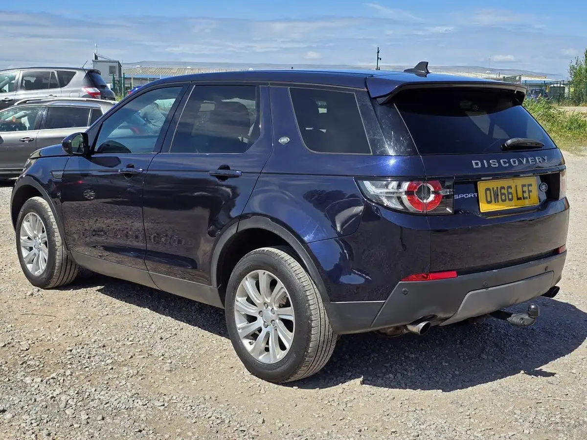 2017-land-rover-discovery-sport-20td4-se-tech-180ps-station-wagon-auto-big-10