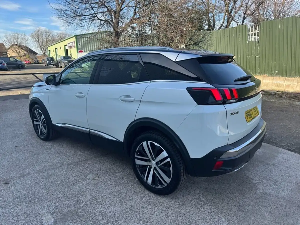 2017-peugeot-3008-suv-20-bluehdi-gt-big-9