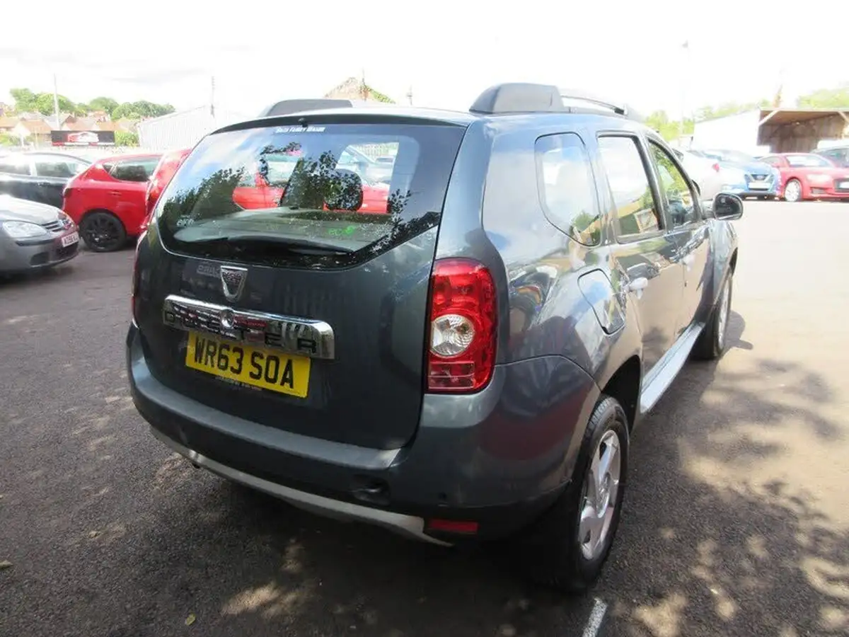 2013-dacia-duster-15d-laureate-107bhp-big-6