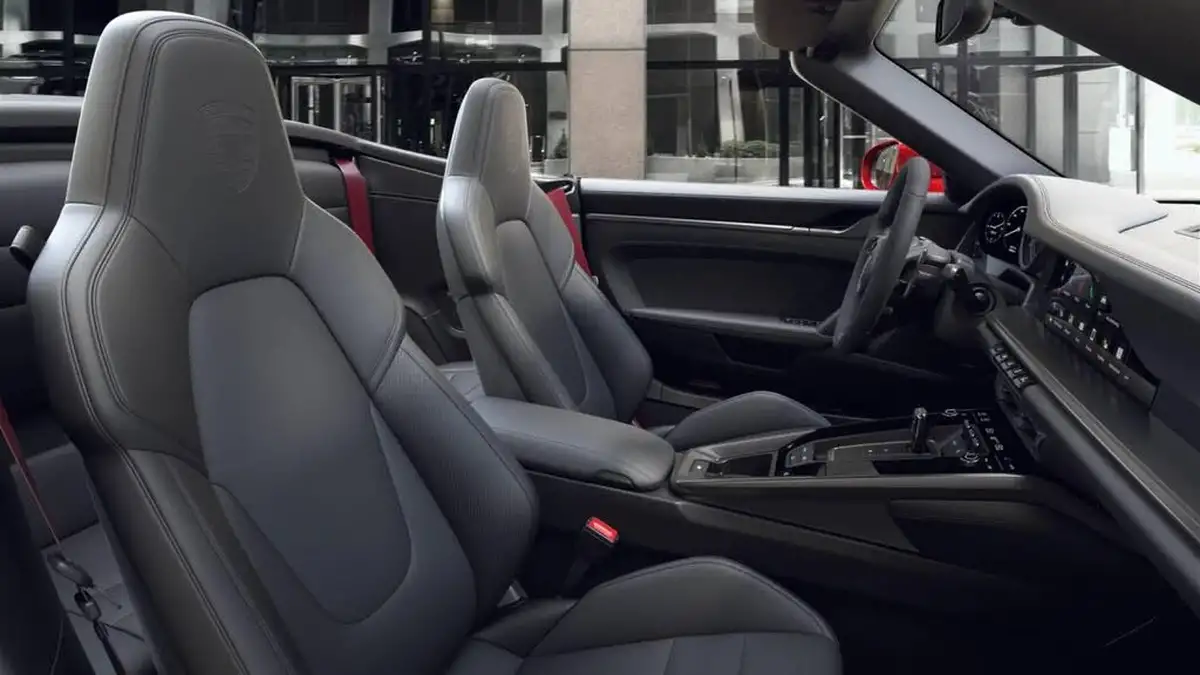 2022-porsche-911-big-10