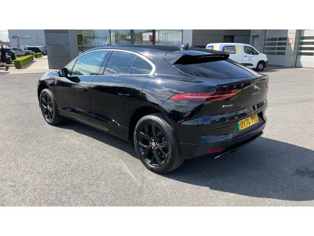 2019-jaguar-i-pace-ev400-se-big-40