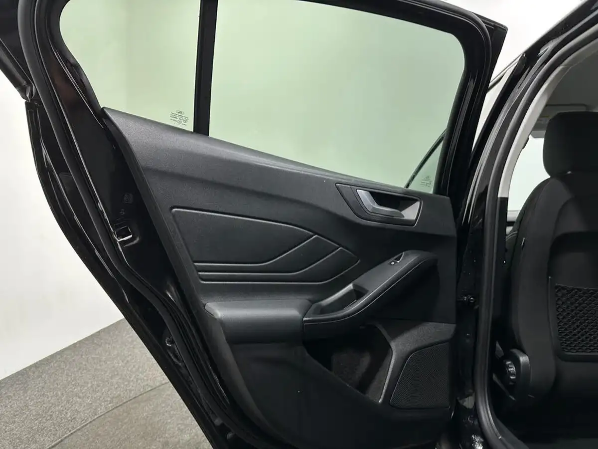 2021-ford-focus-10t-titanium-edition-125ps-hatchback-big-38