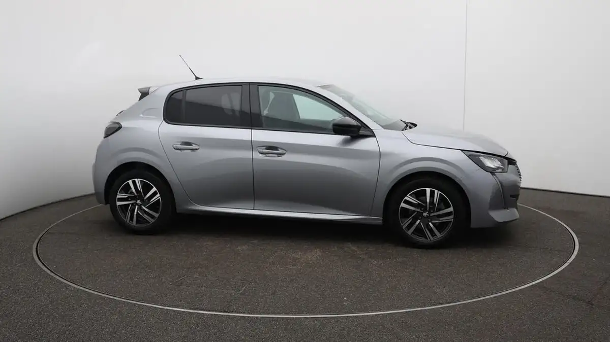 2023-peugeot-208-12-puretech-allure-premium-100ps-big-47