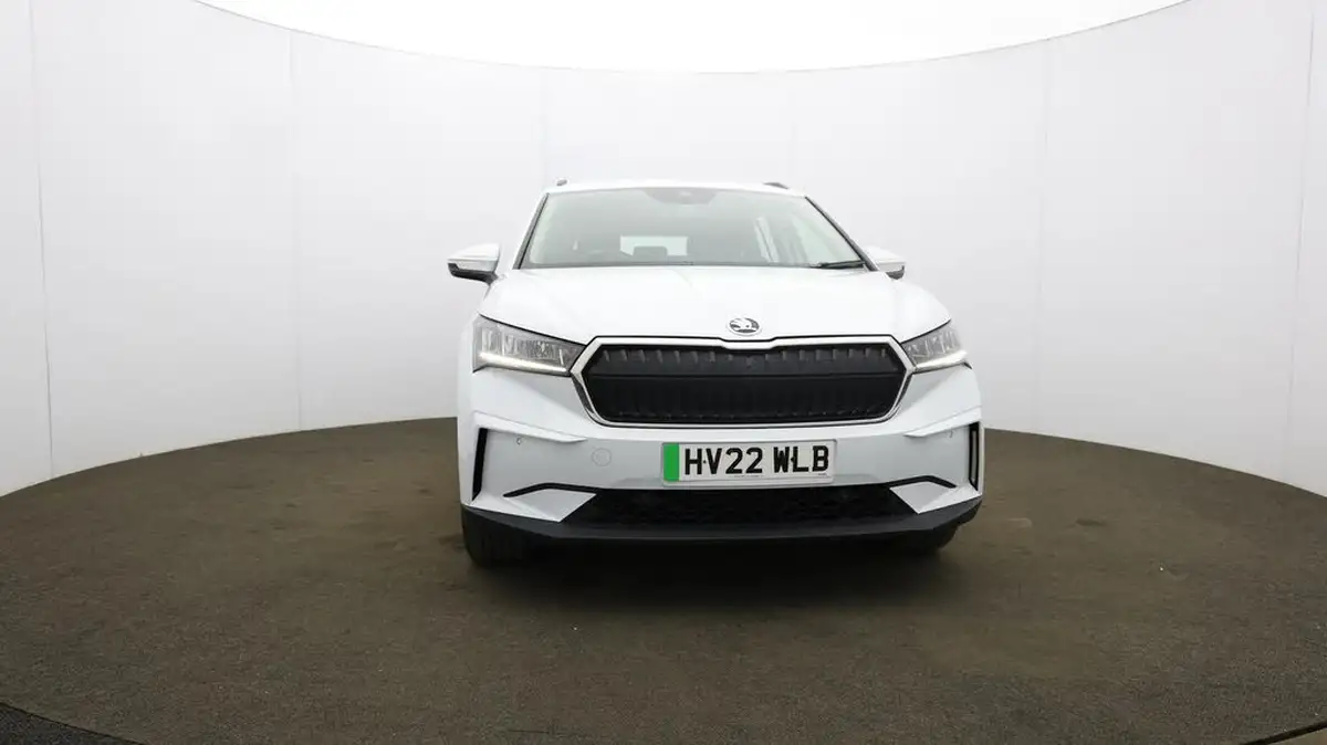 2022-skoda-enyaq-e-60-big-43