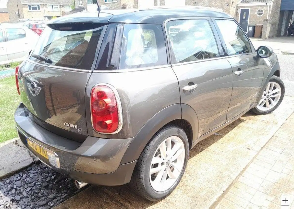 2012-mini-countryman-20td-cooper-d-112bhp-all4-pepper-auto-big-3