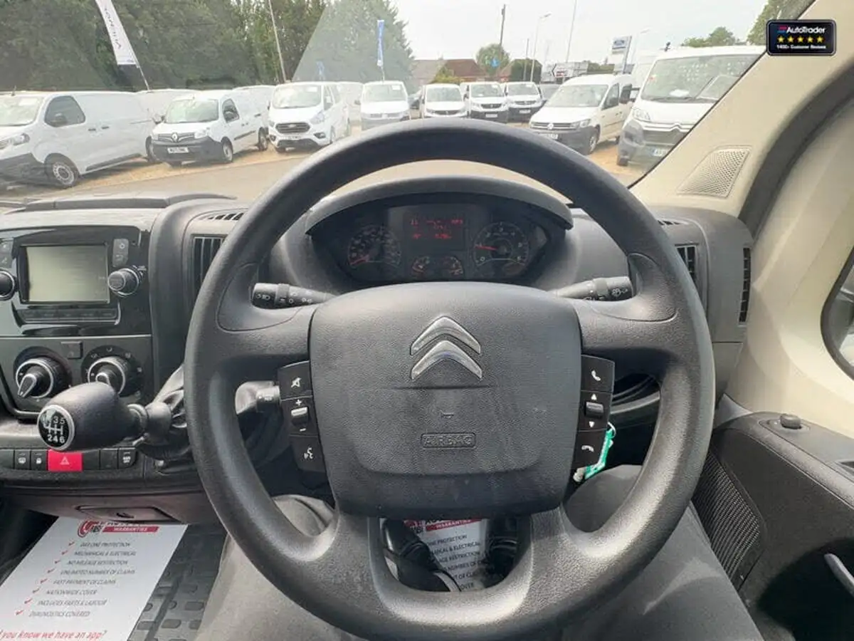 2022-citroen-relay-22bluehdi-35-l3h2-enterprise-panel-big-15