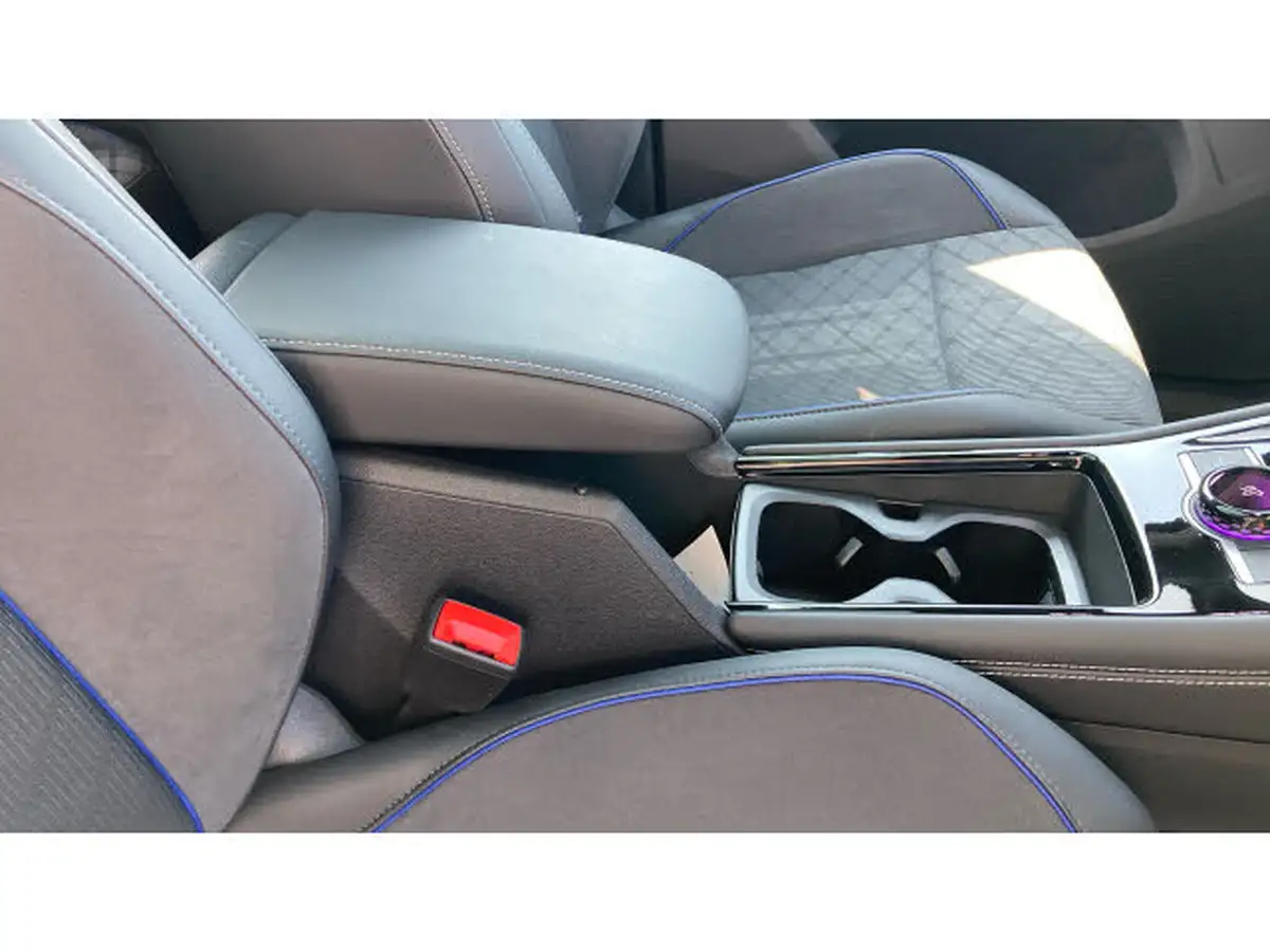 2025-volkswagen-tayron-15-tsi-r-line-272ps-big-35