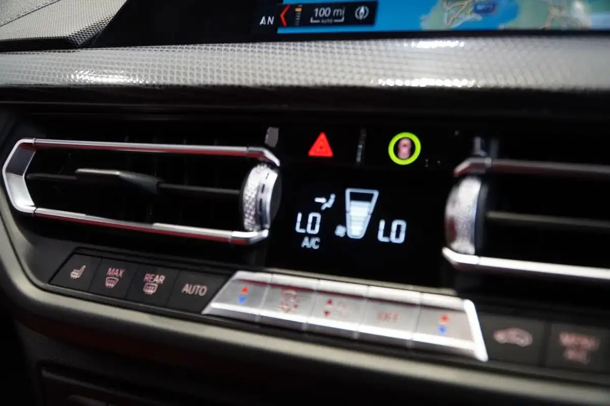 2021-bmw-1-series-15-118i-m-sport-big-48