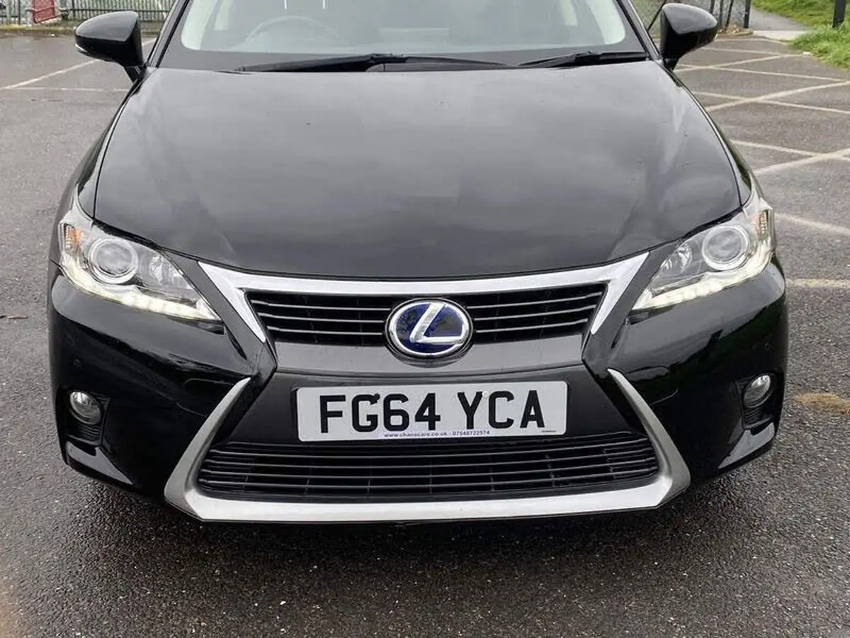 2014-lexus-ct-200h-18-advance-big-40