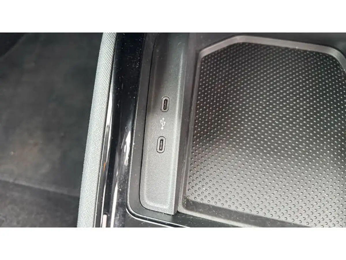 2021-skoda-kamiq-10-tsi-se-109ps-big-33