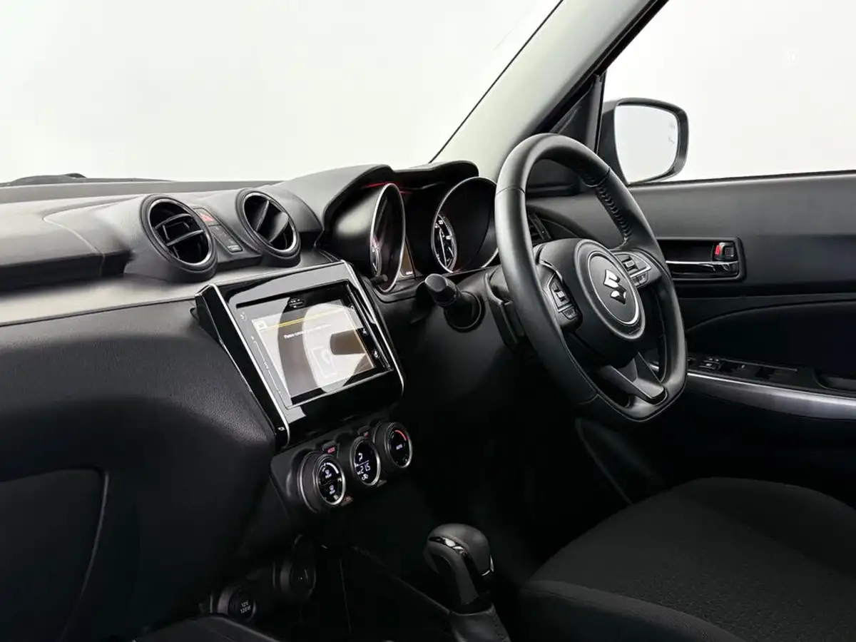 2023-suzuki-swift-12-dualjet-sz5-cvt-big-19