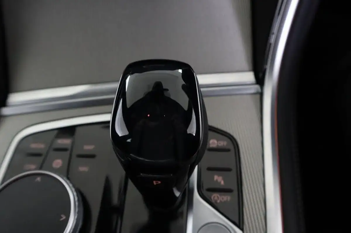 2020-bmw-8-series-30-840i-gran-coupe-4d-big-12