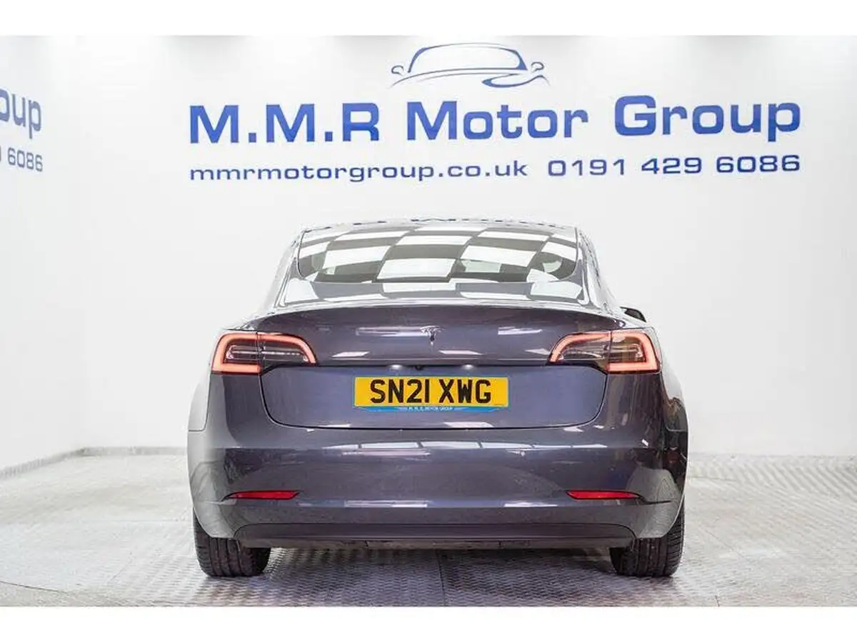 2021-tesla-model-3-e-standard-plus-big-12
