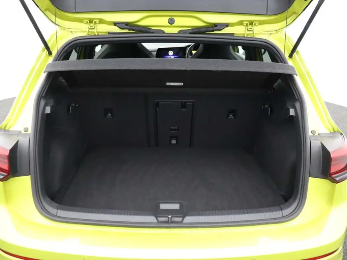 2021-volkswagen-golf-15-etsi-r-line-150ps-hatchback-big-16